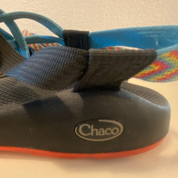 Chaco Z2 boulder style toe strap rainbow hiking sandals sz 9 - Picture 7 of 11